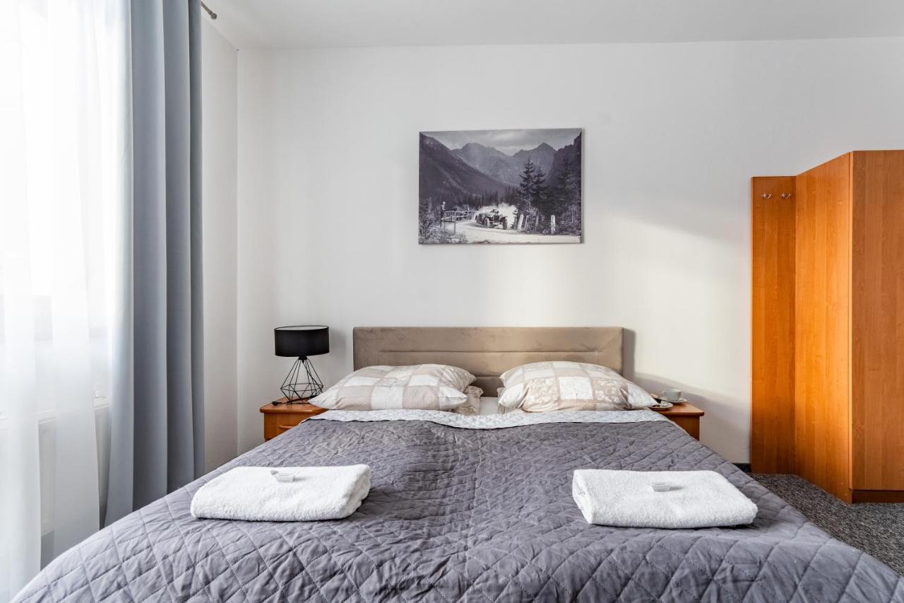 84 & Jacuzzi & Sauna Bed & Breakfast