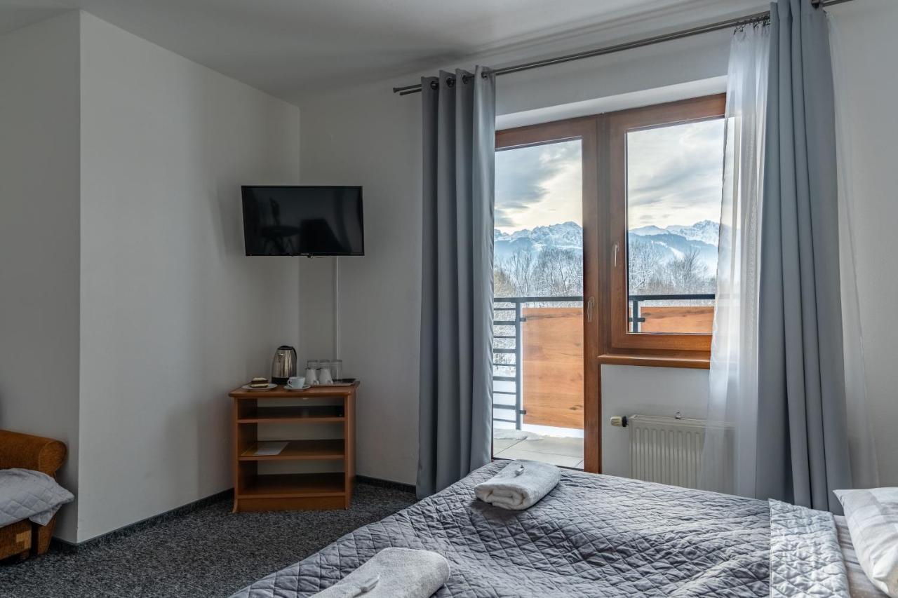 84 & Jacuzzi & Sauna Bed & Breakfast