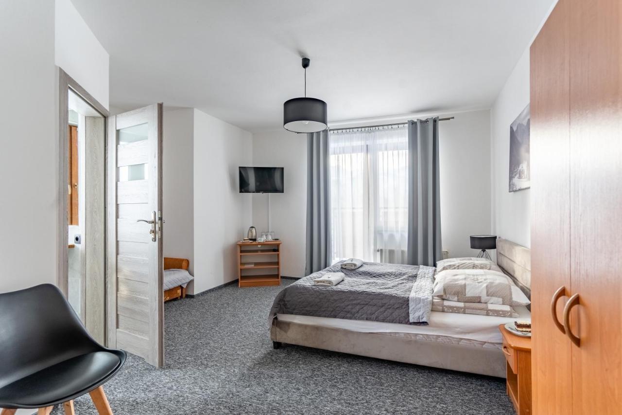 84 & Jacuzzi & Sauna Bed & Breakfast *