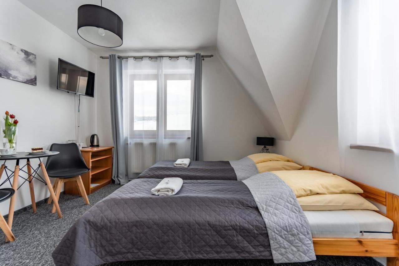 84 & Jacuzzi & Sauna Bed & Breakfast